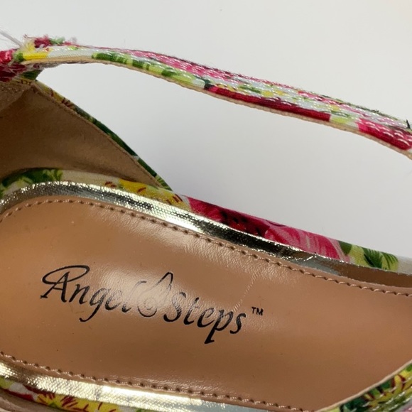 Wedged sandals flowered never worn - Picture 6 of 9